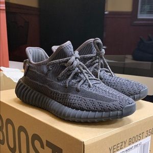 worn only once.. they are a little tight for me.